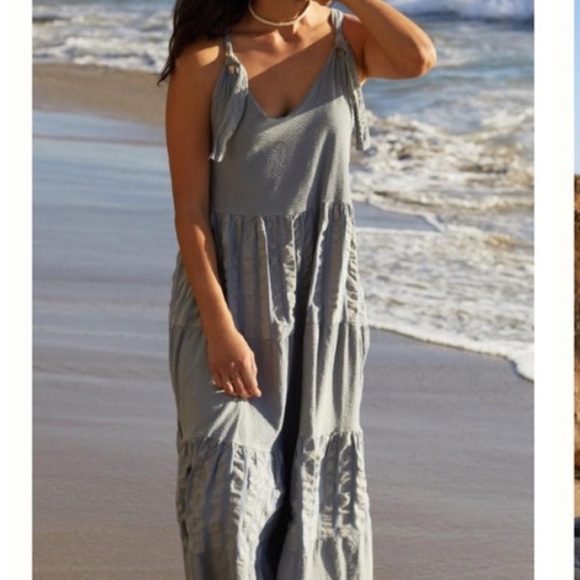 Amadi Dresses & Skirts - Anthropologie - Textured Gray Maxi Dress